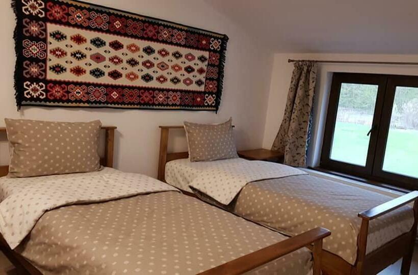 Pensiunea Turistica Valea Mierii