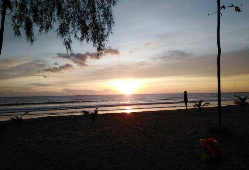 Resort Sanuk Bungalow