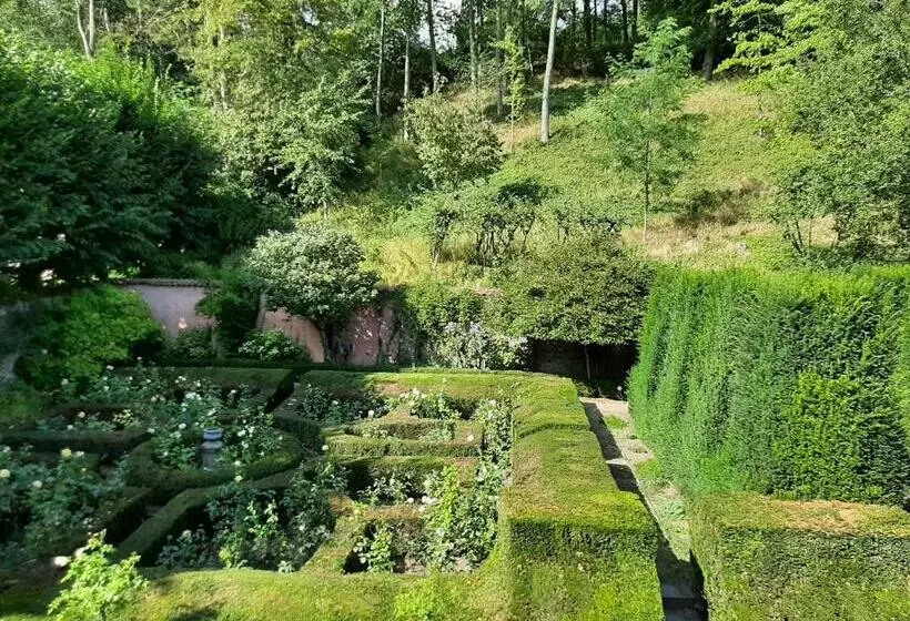 تختخواب و صبحانه Le Bocage Fleuri