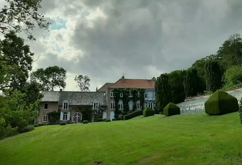تختخواب و صبحانه Le Bocage Fleuri