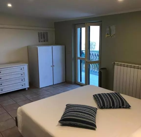 تختخواب و صبحانه Relais Le Folaghe