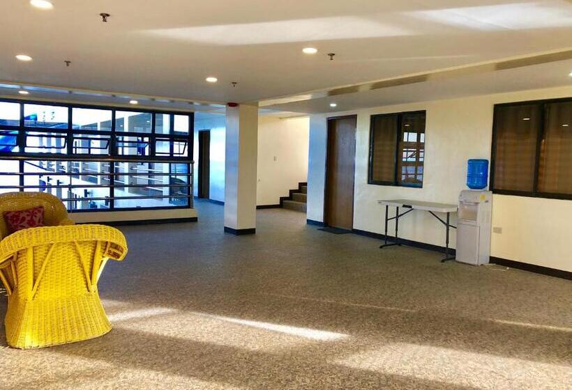 酒店 La Primera Grande Beach Resort