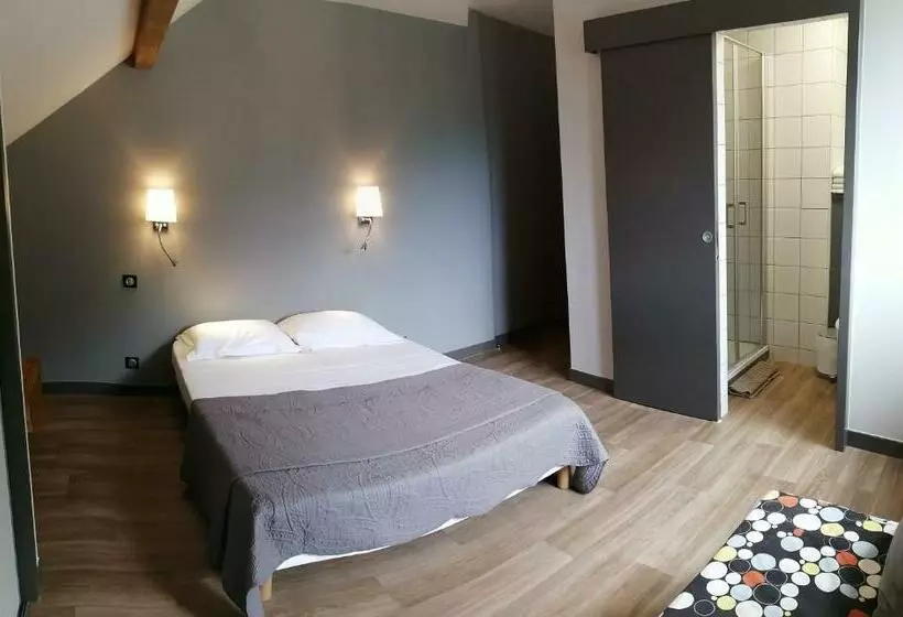 ペンション Le Grand Chatelard Hôtel Bar Restaurant