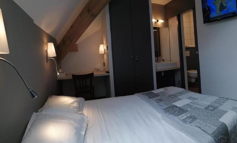 Пансион Le Grand Chatelard Hôtel Bar Restaurant