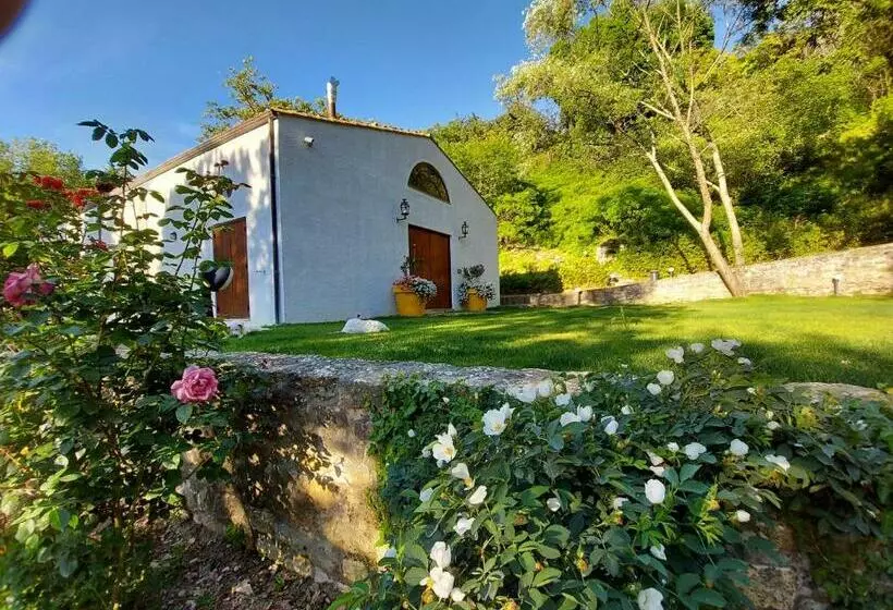 Aamiaismajoitus (B&B) Chiosi Country Club