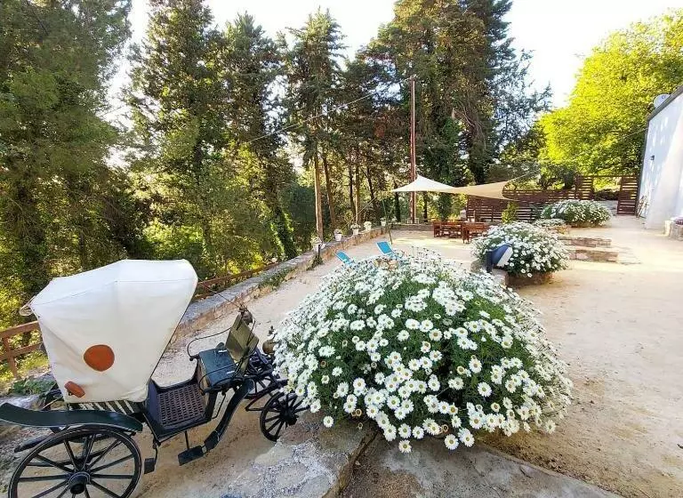 Aamiaismajoitus (B&B) Chiosi Country Club