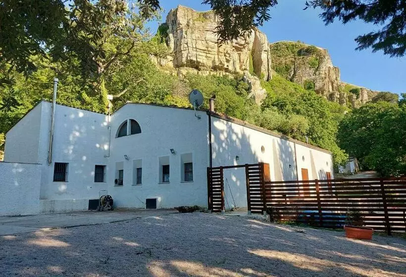 Aamiaismajoitus (B&B) Chiosi Country Club