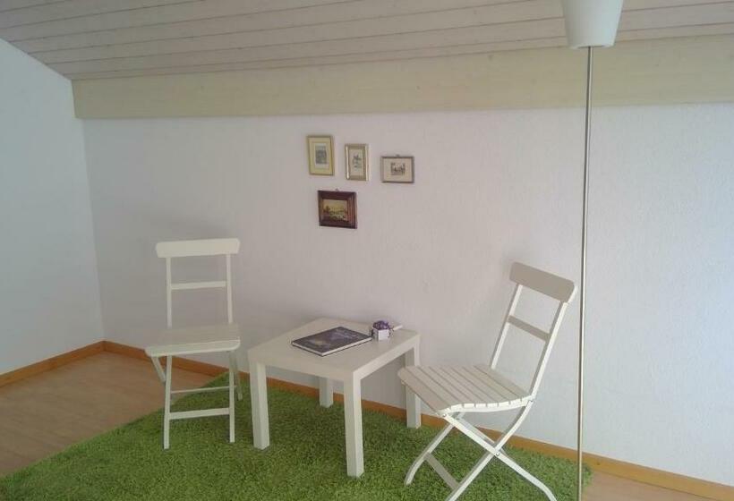 Bed And Breakfast 24