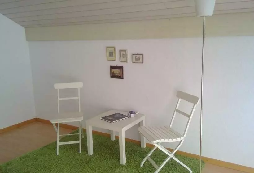 Bed And Breakfast 24