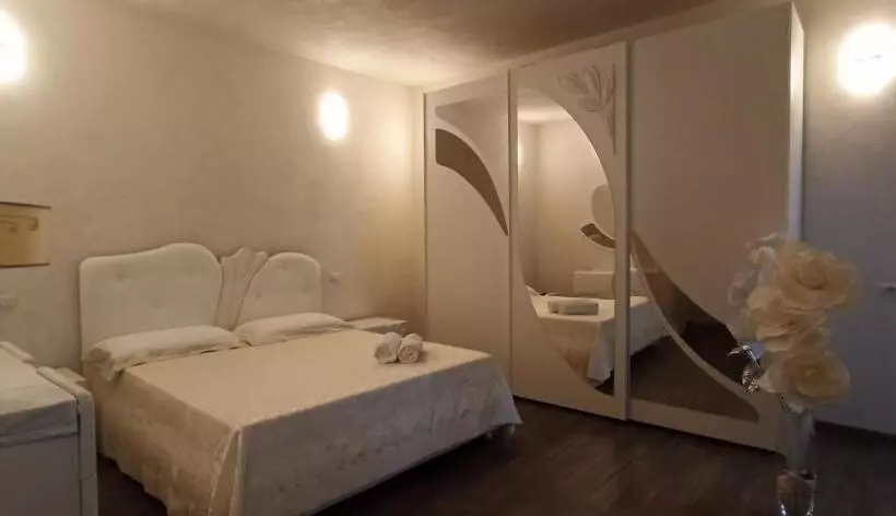 Aamiaismajoitus (B&B) Bed&breakfast Albysuite