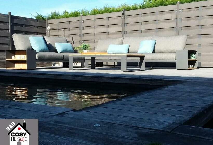 تختخواب و صبحانه Cosyhuise