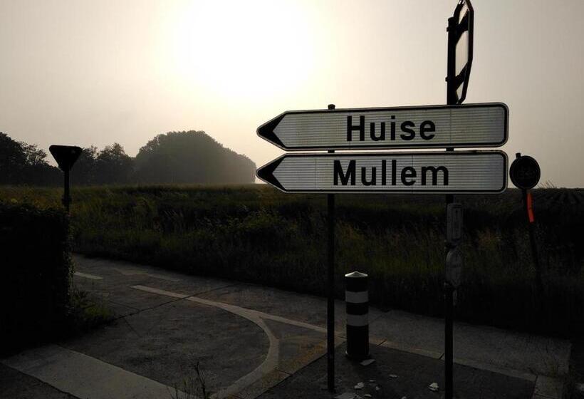 تختخواب و صبحانه Cosyhuise