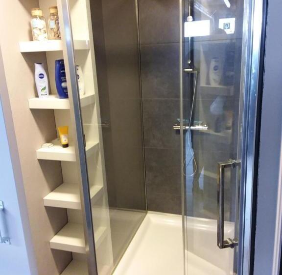 تختخواب و صبحانه Cosyhuise