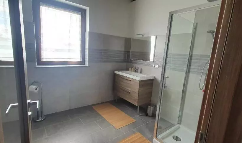 Aamiaismajoitus (B&B) Nave Nel Bosco