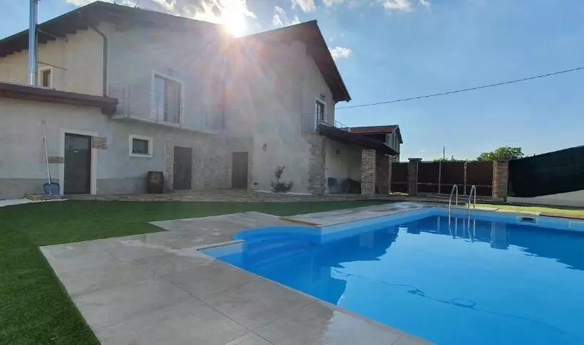 Aamiaismajoitus (B&B) Nave Nel Bosco