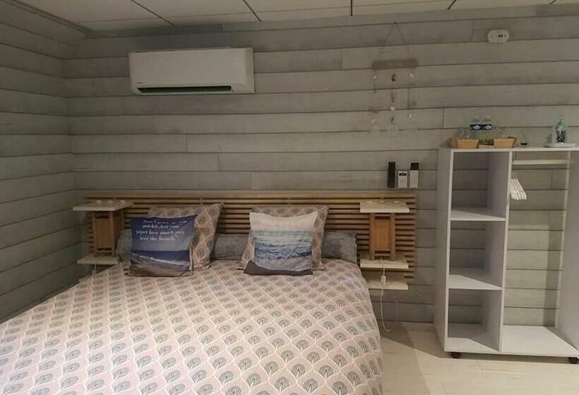 مبيت وإفطار Péniche Ino Lefkothea Ii Chambre D Hôtes