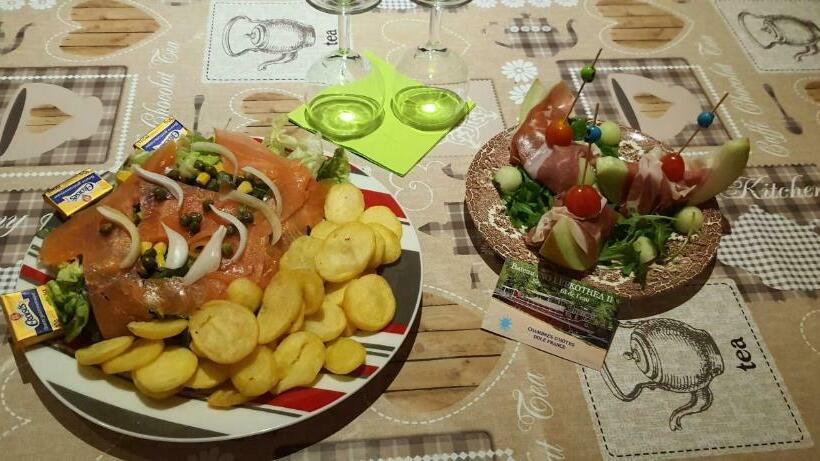 مبيت وإفطار Péniche Ino Lefkothea Ii Chambre D Hôtes