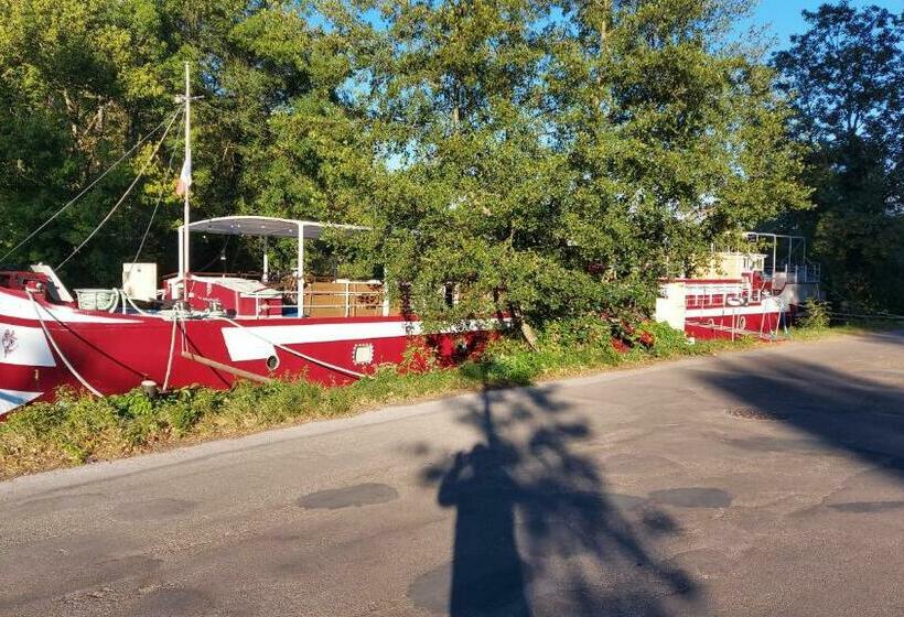 مبيت وإفطار Péniche Ino Lefkothea Ii Chambre D Hôtes