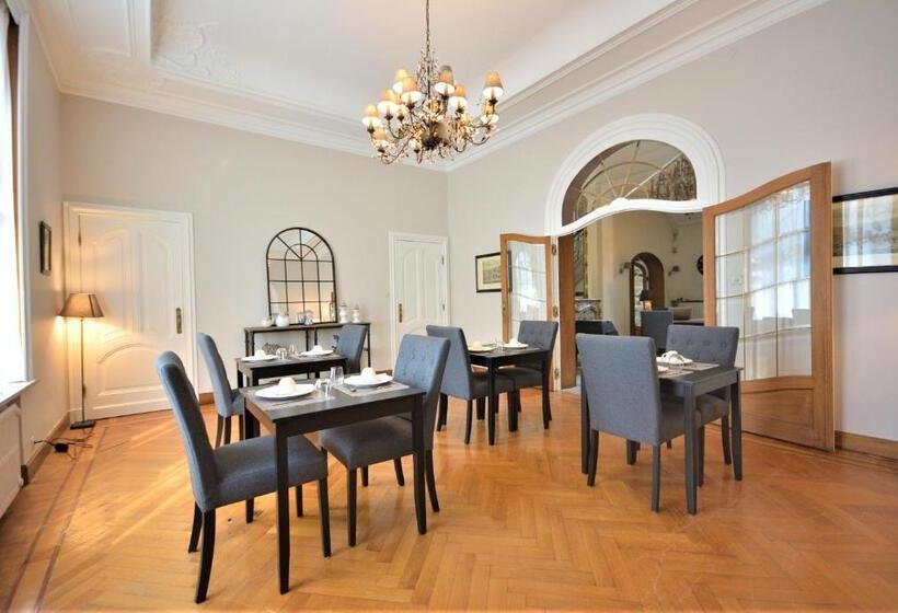 צימר Villa De Noailles