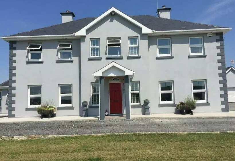 Lyntom House B&b