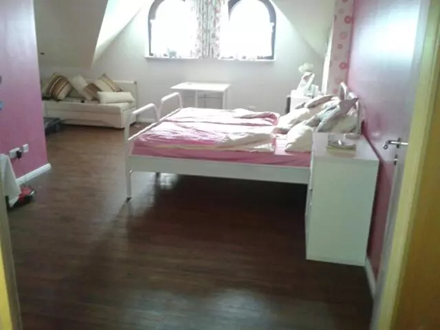 Majatalo Boarding Haus, Ostercappeln