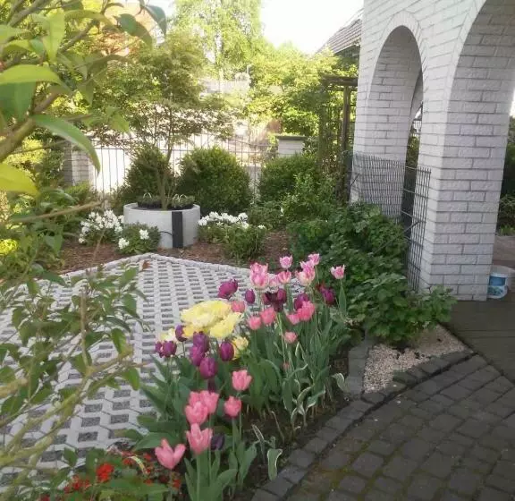 Majatalo Boarding Haus, Ostercappeln