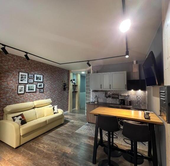 پانسیون Casa Samara