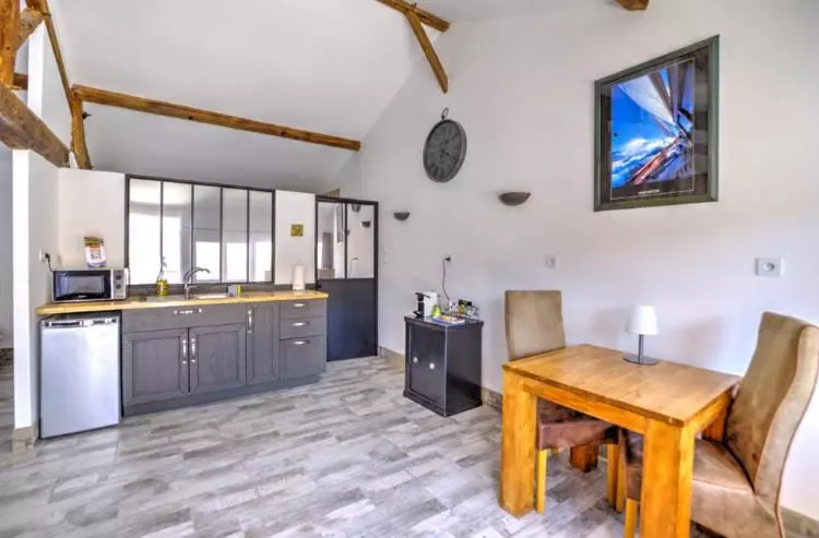 پانسیون Domaine Des Jardins De La Saône