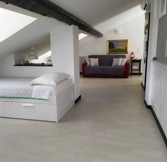 ペンション La Mansarda Sul Porto