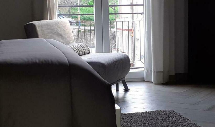 פנסיון The Attic