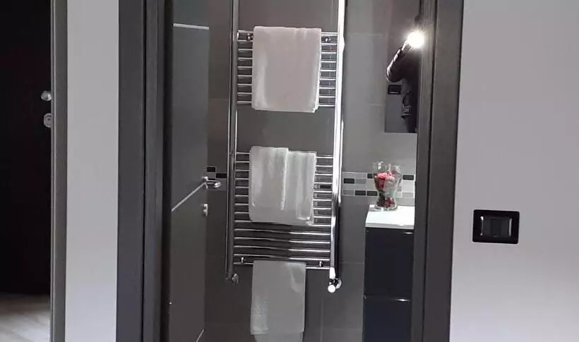 پانسیون The Attic