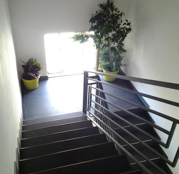 פנסיון The Attic