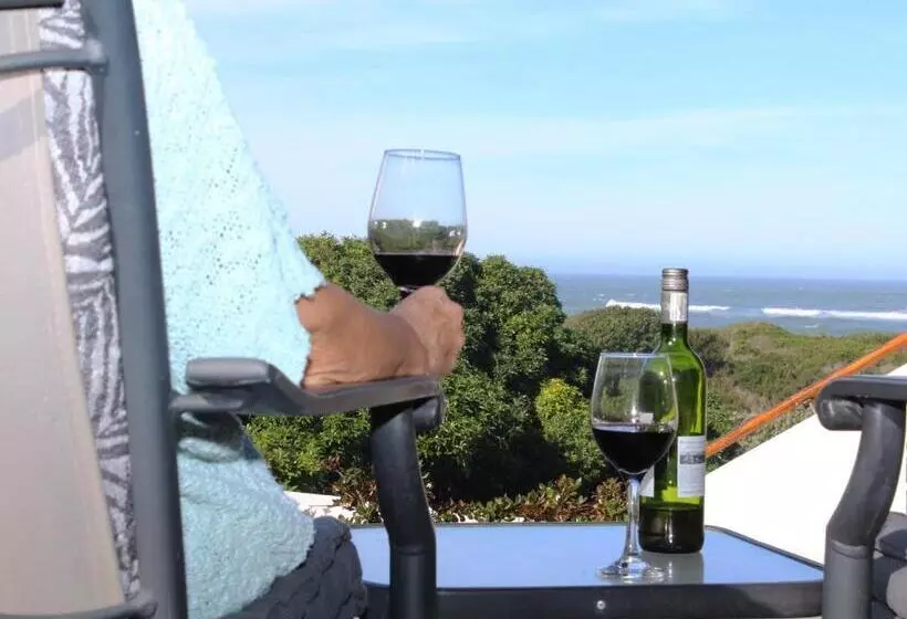 Beach Break B&b   Deluxe Suites