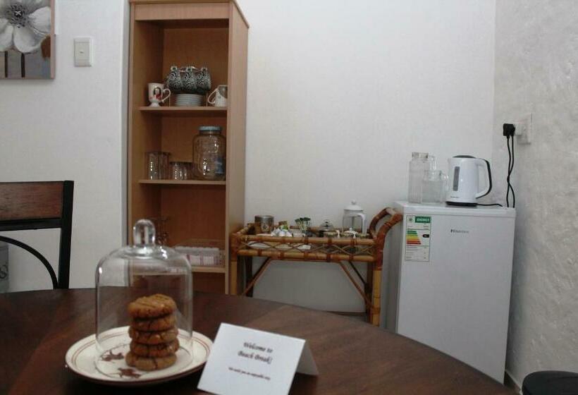 Beach Break B&b Deluxe Suites