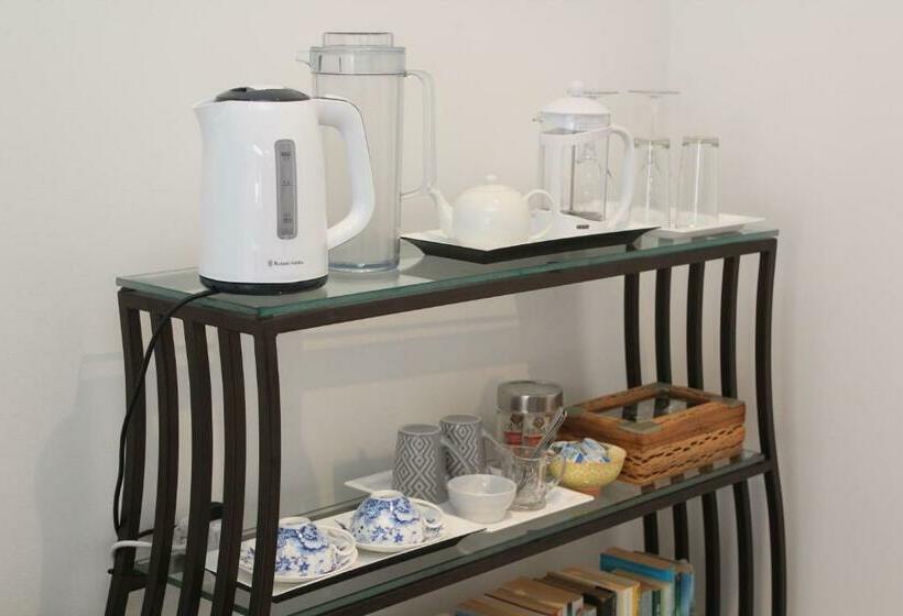 Beach Break B&b Deluxe Suites