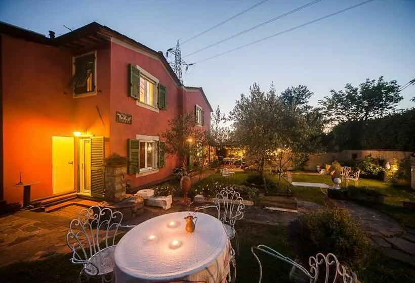 Bed And Breakfast Aurora