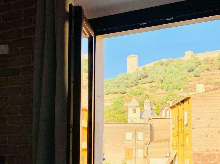 ベッドアンドブレックファースト Loft