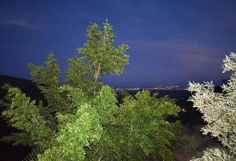 Aamiaismajoitus (B&B) Romantica