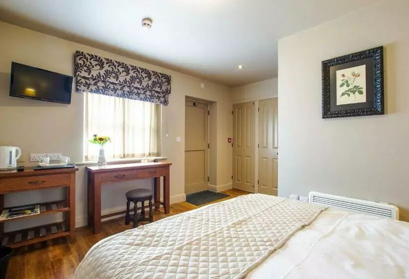 Hotelli The Cherry Tree Rochford