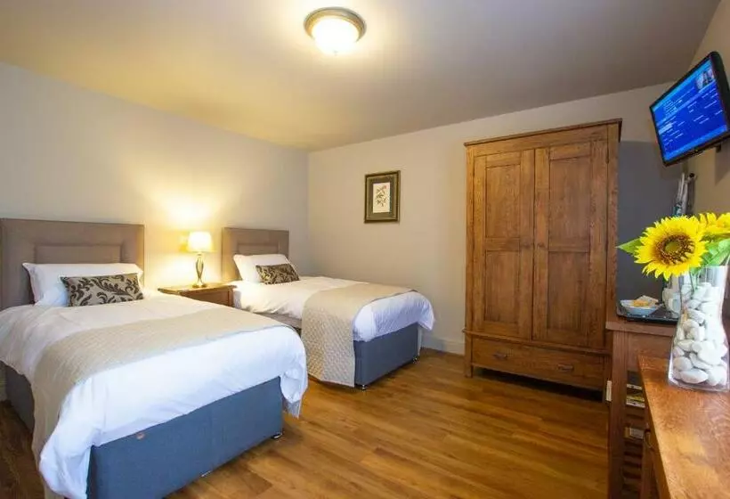 Hotelli The Cherry Tree Rochford