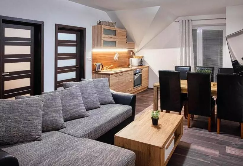 Majatalo Apartmány Jánošík