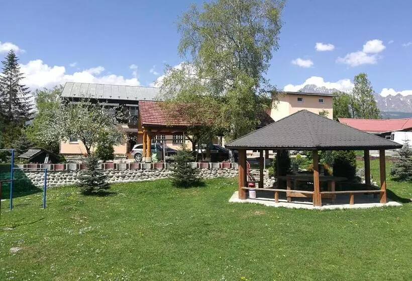 ペンション Penzión Monty Ranch Vysoké Tatry štôla