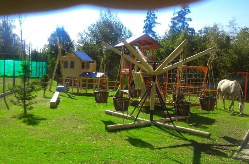 ペンション Penzión Monty Ranch Vysoké Tatry štôla