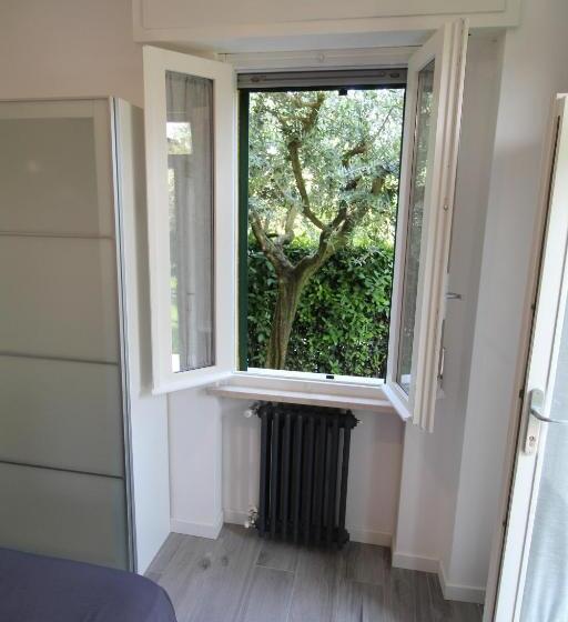 Villa Lori Apartments Garden And Beach