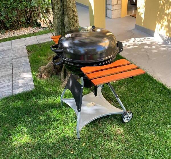 Villa Lori Apartments Garden And Beach