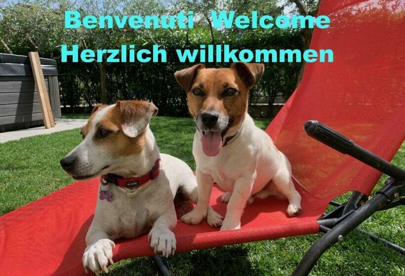 Villa Lori Apartments Garden And Beach