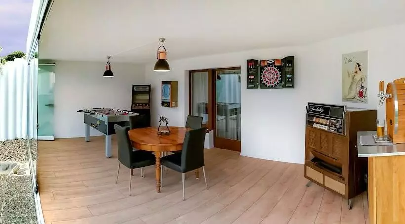 Retkeilymaja Young Backpackers Homestay