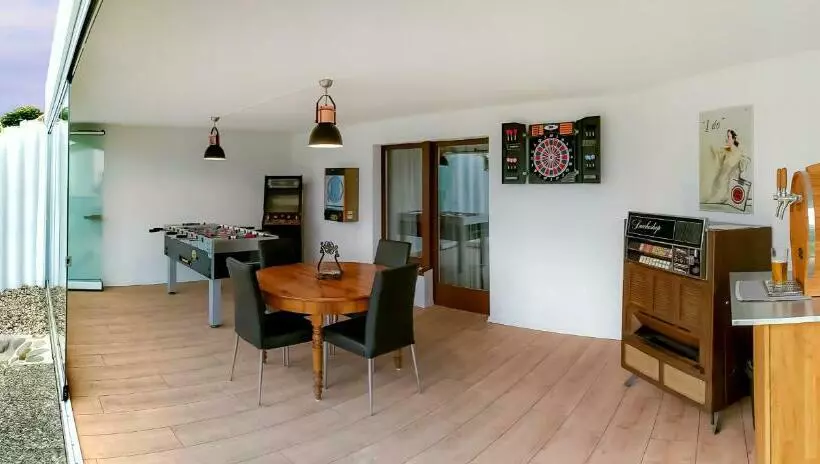 Retkeilymaja Young Backpackers Homestay