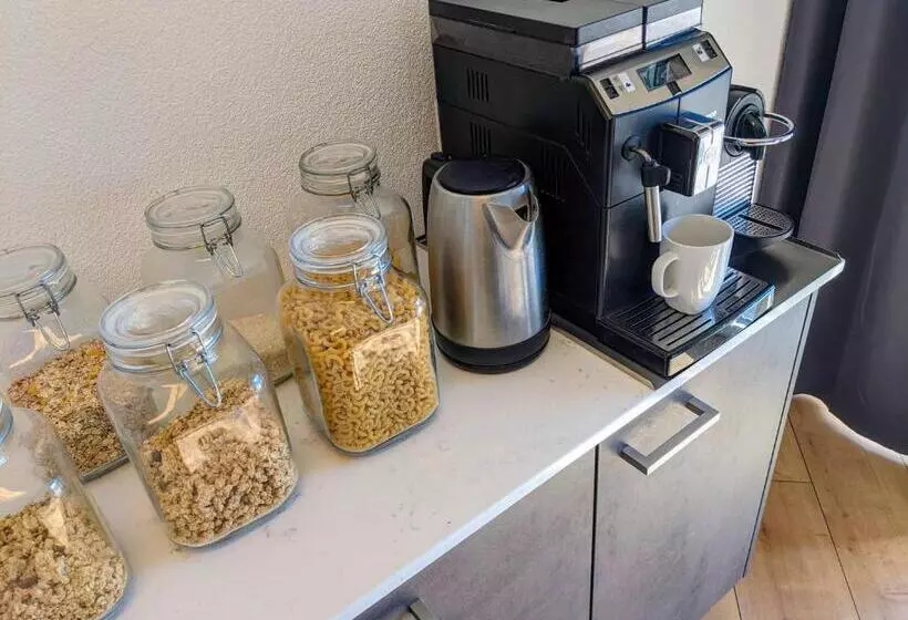 Retkeilymaja Young Backpackers Homestay