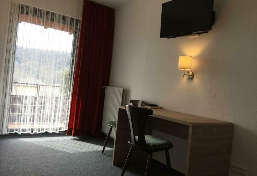 ペンション Gästehaus Fäßle